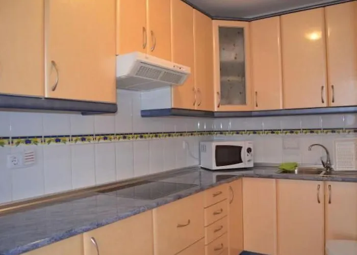 Gemuetliche Fuer 3 Personen By Interhome غران تاراغال